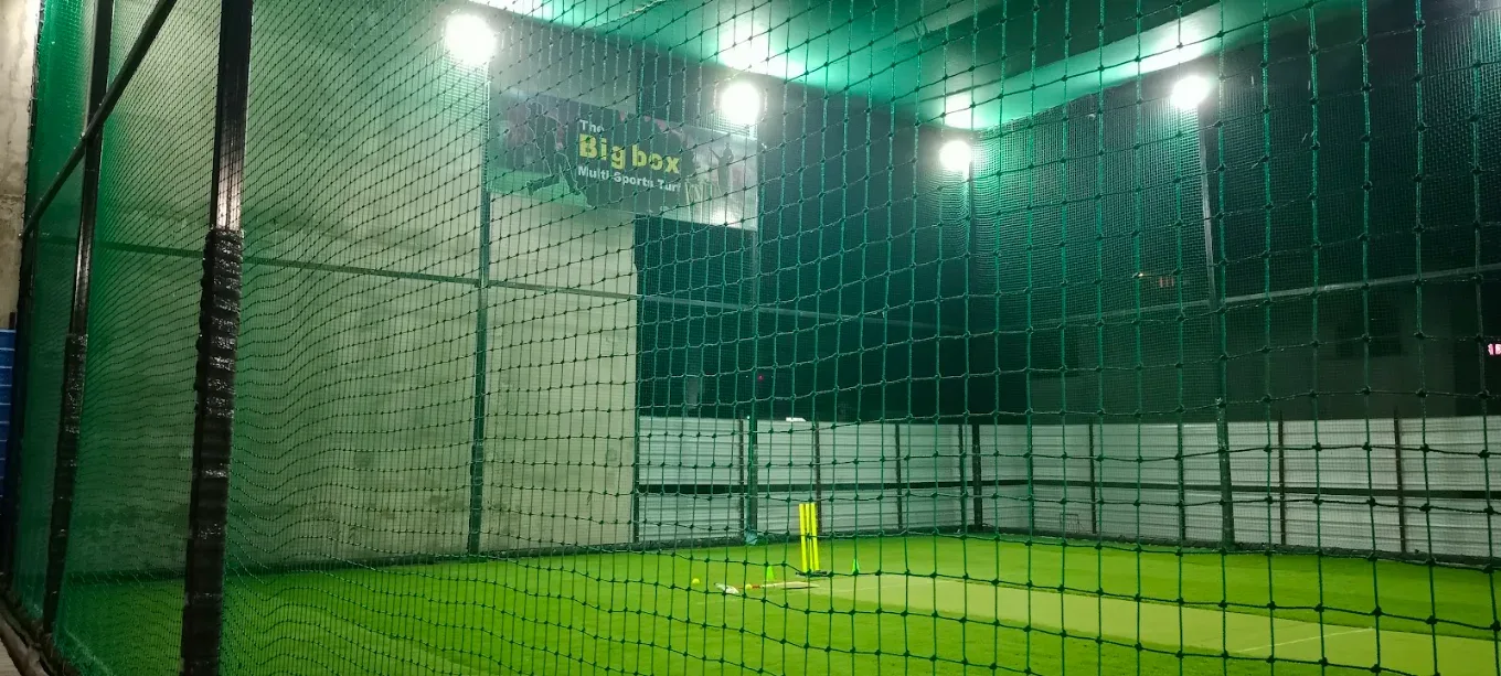THE BIG BOX - Multisports Turf sports academy in Amravati